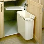 20-Liter Polymer Waste Bin with Automatic Lid - 15 3/4" Width