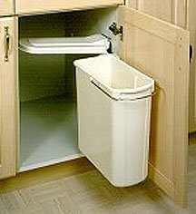 20-Liter Polymer Waste Bin with Automatic Lid - 15 3/4" Width